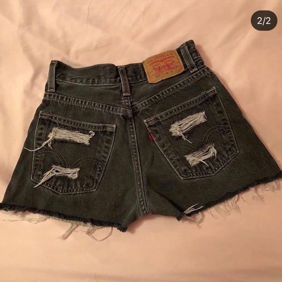 Levi’s shorts size 00 - Picture 2 of 2